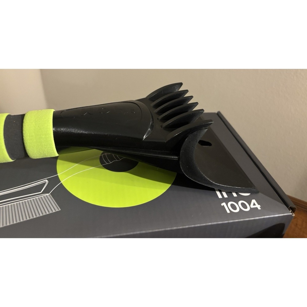 IHOM Snow Brush & Scraper Detachable W/Storage Bag for Car Truck Windshield - Picture 7 of 8